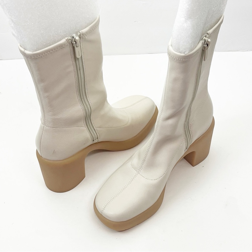 VINCE Mandy Cream Leather Chunky Heel Side Zipper Closure Ankle Boots, Size 5.5